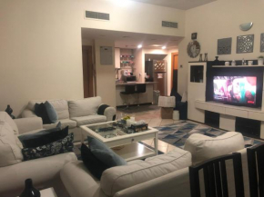 Charming 2-Bedroom Complex Apartment